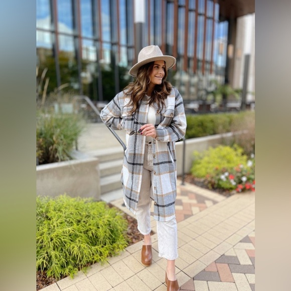 Aspen in the Fall, Grey Plaid Long Sacket | With White Tank | XL - Picture 1 of 12